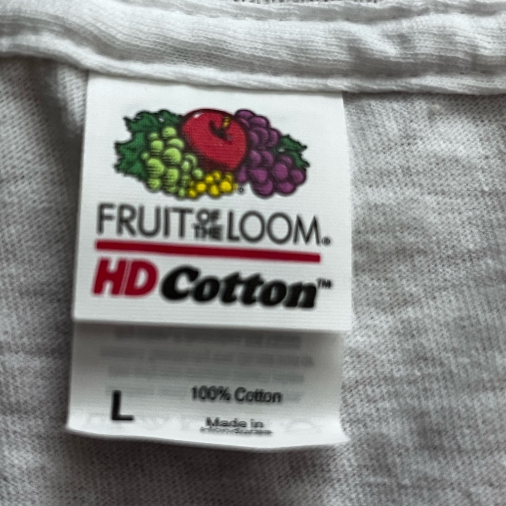 Vintage 90s Friends TV Show Cast Milkshake Graphic Tee - Fruit of the Loom SZ L - Picture 3 of 5